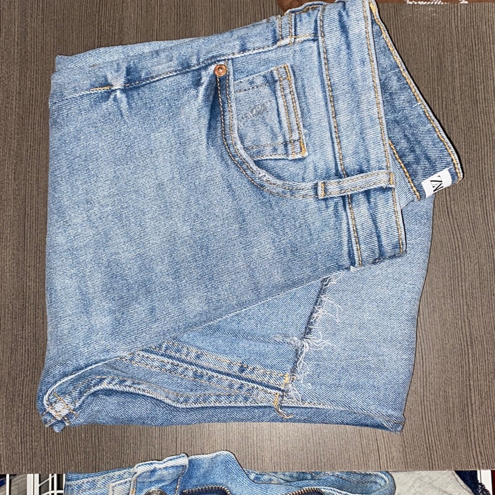 ZARA SKINNY JEANS FITS MED SIZE 4-6-8